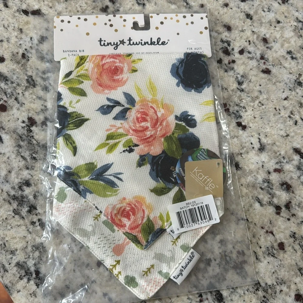 *NEW* TINY TWINKLE BLUSH FLORAL KAFFLE BANDANA BIB 2 PACK